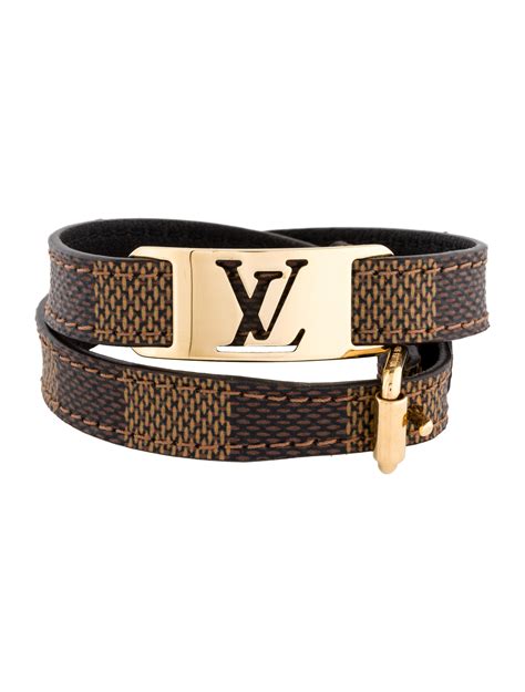 Products by Louis Vuitton: Sign it Bracelet.